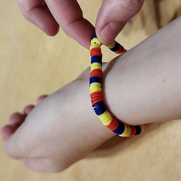 Sold! Handmade Super Hero Clay Bead Braclet Bundle 💫 - Picture 10 of 10